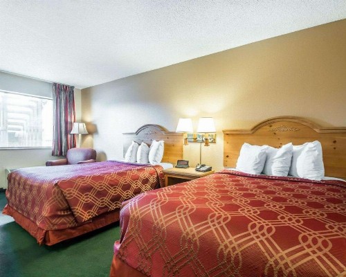 Econo Lodge Springfield I-44 - image 20