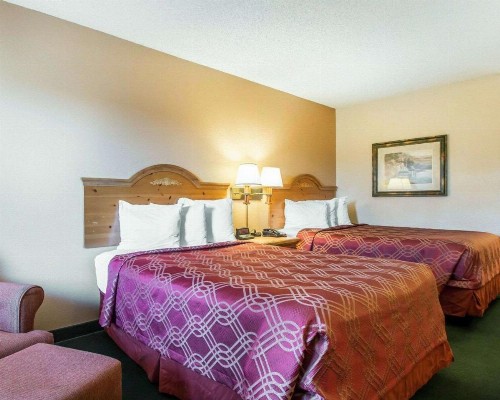 Econo Lodge Springfield I-44 - image 22