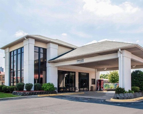 Econo Lodge Springfield I-44 - image 6
