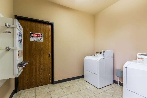Quality Inn & Suites Chesterfield Village - image 41