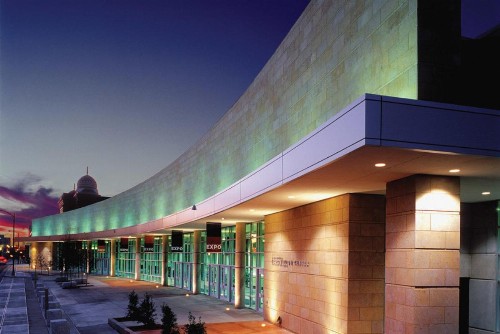 University Plaza Hotel - image 34