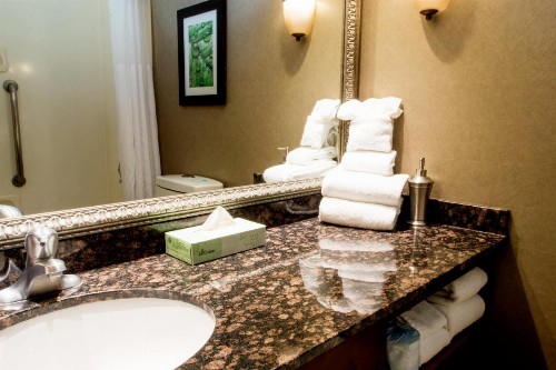 Greenstay Hotel & Suites Central - image 16