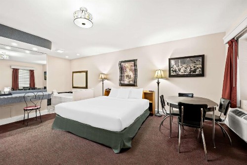 Best Western Route 66 Rail Haven - image 29