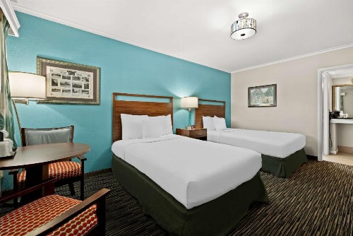 Best Western Route 66 Rail Haven - image 4