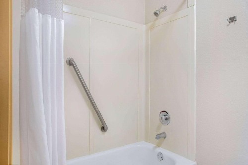 La Quinta by Wyndham Springfield South - image 49
