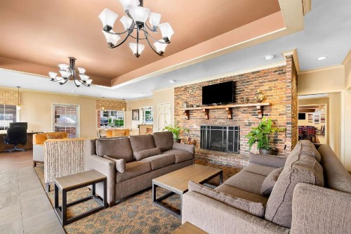 Best Western Coach House - image 10