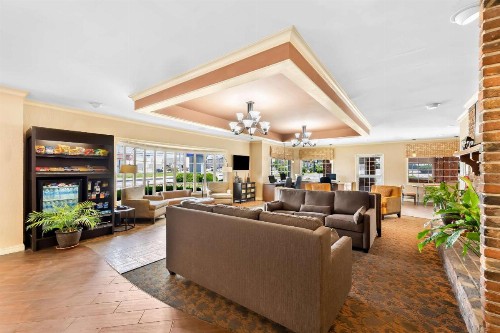 Best Western Coach House - image 2