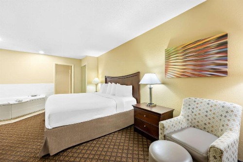 Best Western Coach House - image 24