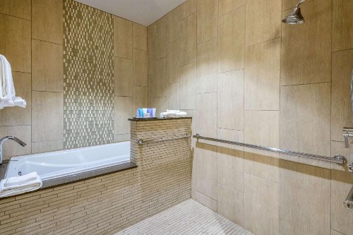 Oasis Hotel & Conv. Center Ascend Hotel Collection - image 36