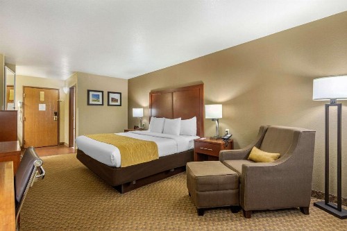 Comfort Inn & Suites Springfield I-44 - image 14