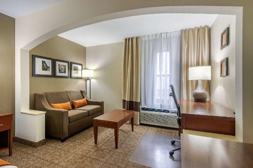Comfort Inn & Suites Springfield I-44 - image 34