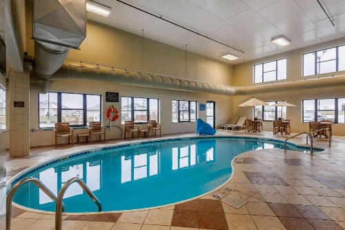 Comfort Inn & Suites Springfield I-44 - image 37