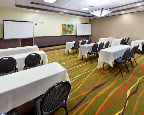 Hilton Garden Inn Springfield - image 3