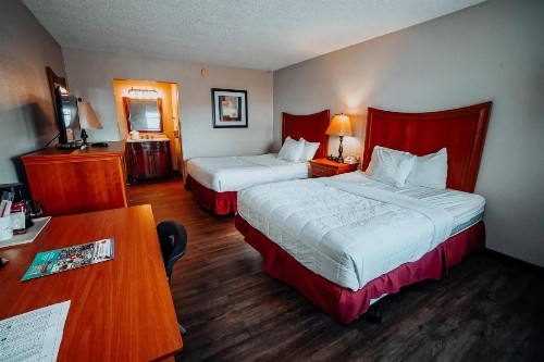 Lamplighter Inn and Suites - North - image 13