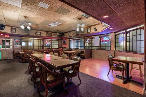 Lamplighter Inn and Suites - North - image 15