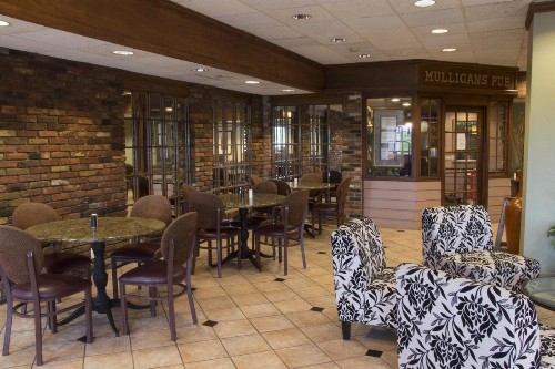 Lamplighter Inn and Suites - North - image 19