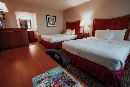 Lamplighter Inn and Suites - North - image 22