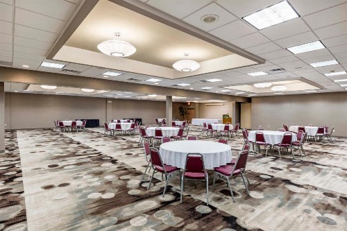 Lamplighter Inn and Suites - North - image 30