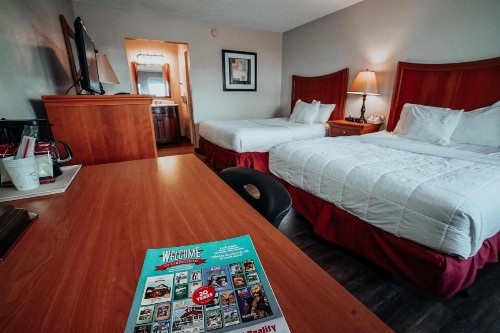Lamplighter Inn and Suites - North - image 40