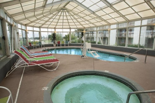 Lamplighter Inn and Suites - North - image 5