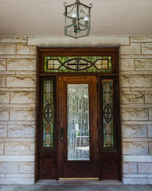The Mansion at Elfindale - image 6
