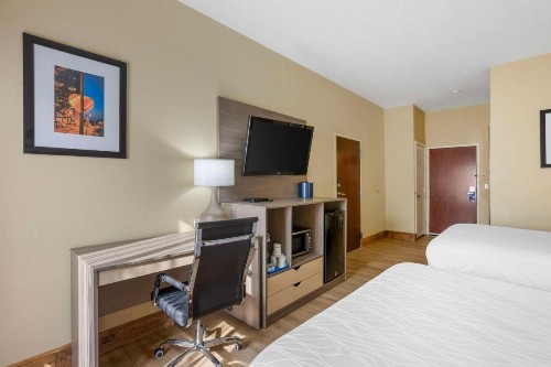 Best Western Plus Springfield Airport Inn - image 10