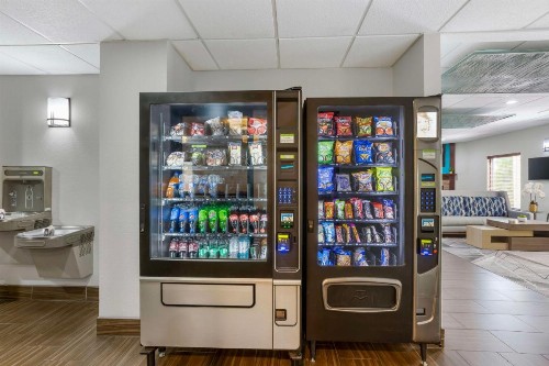 Best Western Plus Springfield Airport Inn - image 13