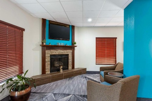 Best Western Plus Springfield Airport Inn - image 19