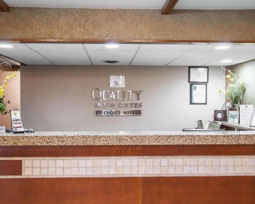 Quality Inn & Suites North Springfield - image 20