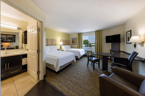 Candlewood Suites Springfield South an IHG Hotel - image 21