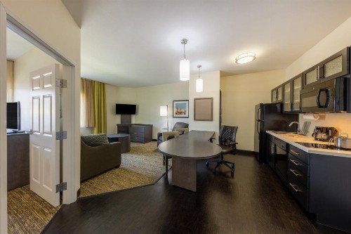 Candlewood Suites Springfield South an IHG Hotel - image 25