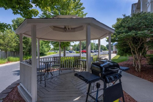 Candlewood Suites Springfield South an IHG Hotel - image 7