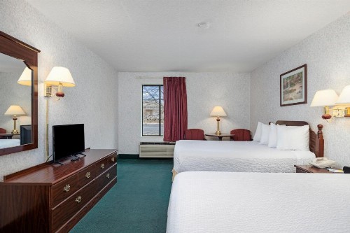 Days Inn by Wyndham Battlefield Rd/Hwy 65 - image 35