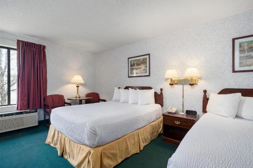 Days Inn by Wyndham Battlefield Rd/Hwy 65 - image 40