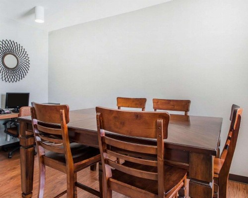 Quality Inn South Springfield - image 18