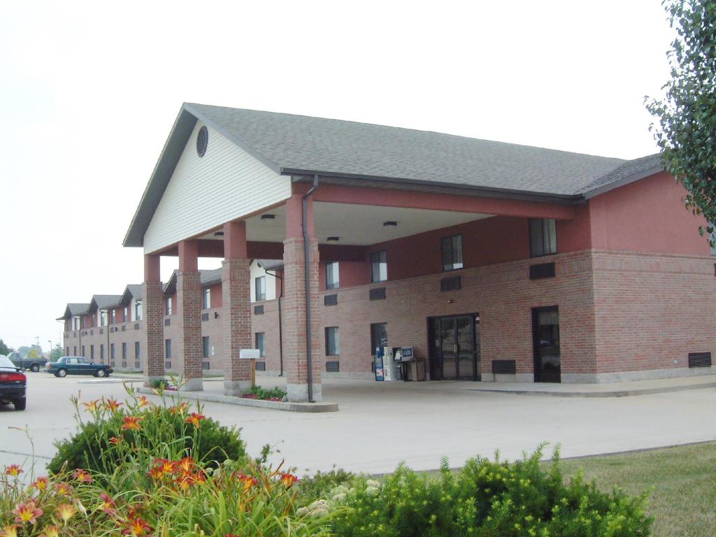Super 8 by Wyndham Springfield-Battlefield - main image