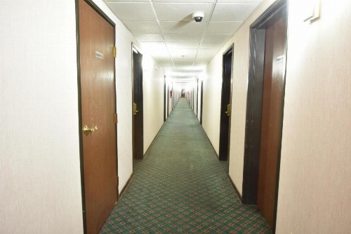 Super 8 by Wyndham Springfield-Battlefield - image 10