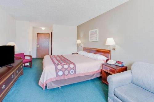 Super 8 by Wyndham Springfield-Battlefield - image 25