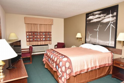 Super 8 by Wyndham Springfield-Battlefield - image 28