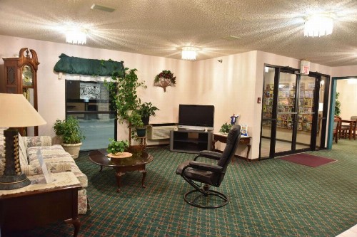 Super 8 by Wyndham Springfield-Battlefield - image 5