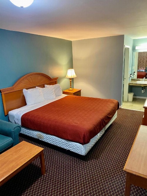 Plaza Inn Springfield - image 15