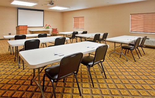 Candlewood Suites Springfield an IHG Hotel - image 12