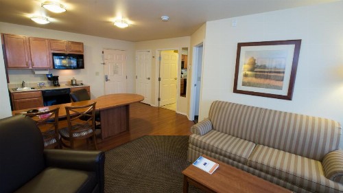 Candlewood Suites Springfield an IHG Hotel - image 22