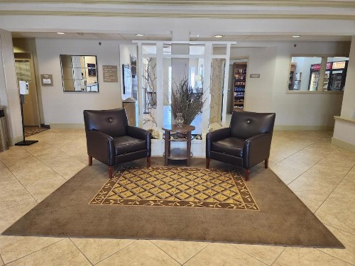 Candlewood Suites Springfield an IHG Hotel - image 9