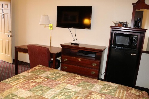 Battlefield Inn Springfield - image 17
