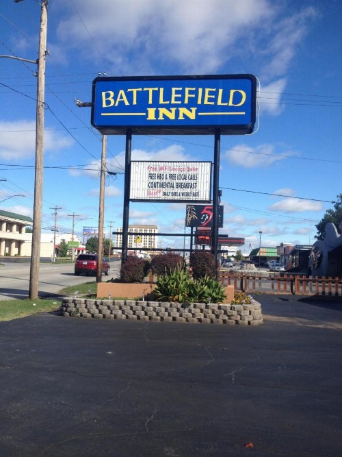 Battlefield Inn Springfield - image 2