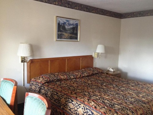 Battlefield Inn Springfield - image 40