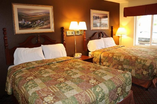 Battlefield Inn Springfield - image 5