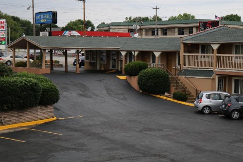 Battlefield Inn Springfield - image 9