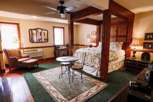 Walnut Street Inn - image 14